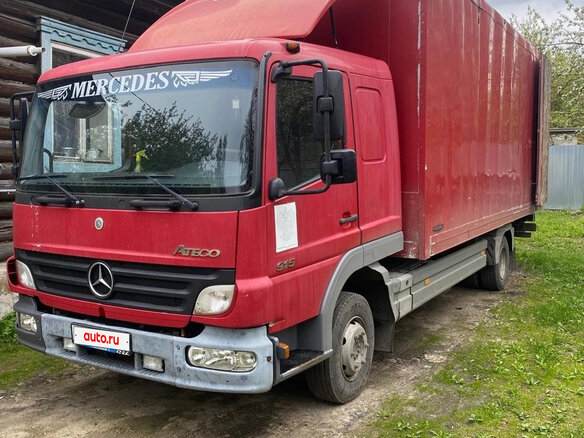 2006 Mercedes-Benz Atego, красный, 3000000 рублей