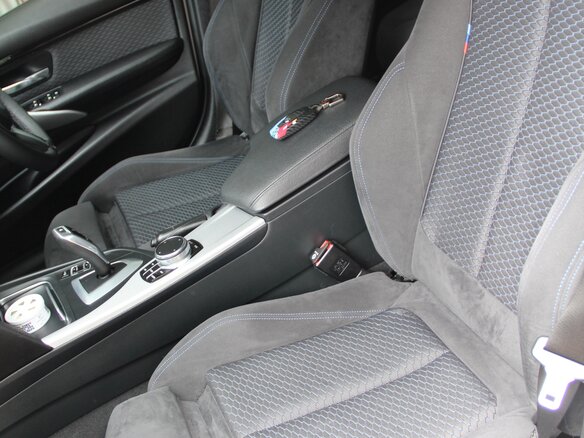 2017 BMW 3 серии 318i VI (F3x) Рестайлинг, белый, 1850000 рублей - вид 17