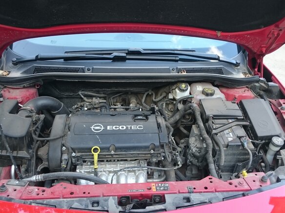 2015 Opel Astra GTC J Рестайлинг, красный - вид 6