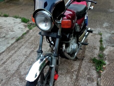 1982 Suzuki GSX 250, красный, 250000 рублей, вид 3