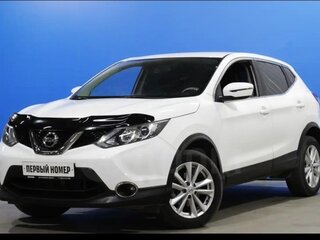 2017 Nissan Qashqai II, белый, 1880000 рублей, вид 2