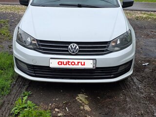 2020 Volkswagen Polo V Рестайлинг, белый, 850000 рублей, вид 1