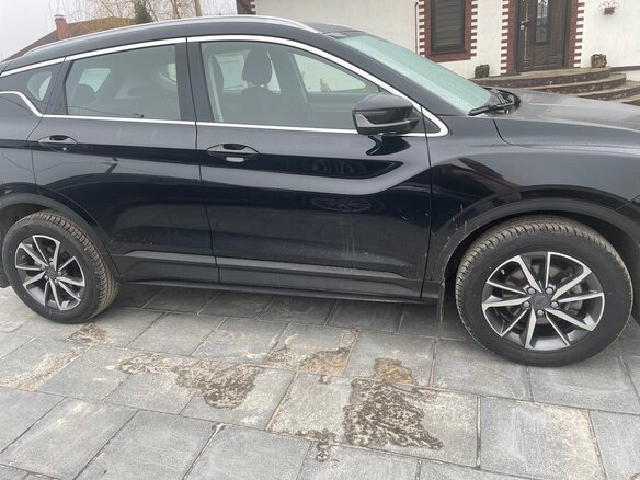 2022 Geely Coolray I, чёрный, 1900000 рублей - вид 2