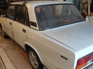 1990 Lada (ВАЗ) 2105, белый, 350000 рублей, вид 3
