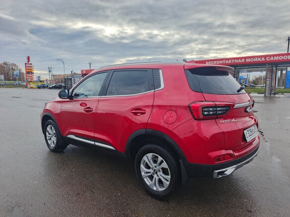 2024 Chery Tiggo 4 Pro I Рестайлинг, красный, 1800000 рублей - вид 4