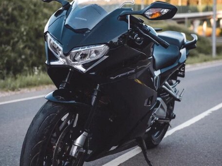 2015 Honda VFR 800, чёрный, 1135000 рублей, вид 5