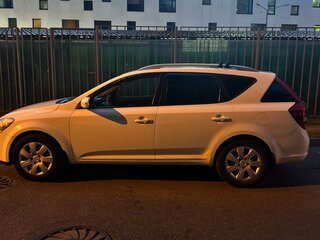 2010 Kia Ceed I Рестайлинг, белый, 1000000 рублей, вид 4