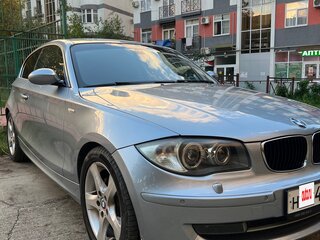 2009 BMW 1 серии 120i I (E81/E82/E87/E88) Рестайлинг, голубой, 1150000 рублей, вид 4