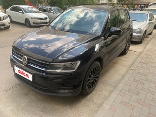 2018 Volkswagen Tiguan II, чёрный, 2100000 рублей, вид 1