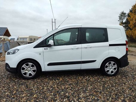 2018 Ford Transit Courier, белый, 1590000 рублей, вид 1