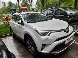 2018 Toyota RAV4 IV (XA40) Рестайлинг, белый, 3000000 рублей, вид 3