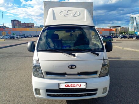 2013 Kia Bongo, белый, 900000 рублей, вид 5