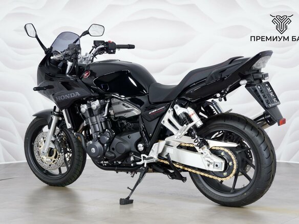 2026 Honda CB 1300, чёрный, 1899000 рублей - вид 7