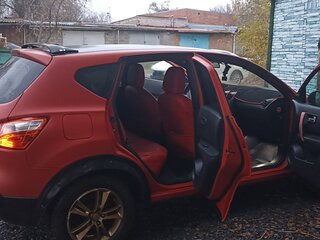 2011 Nissan Qashqai I Рестайлинг, красный, 928000 рублей, вид 4