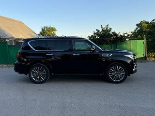 2018 Infiniti QX80 I Рестайлинг 2, чёрный, 3700000 рублей, вид 2