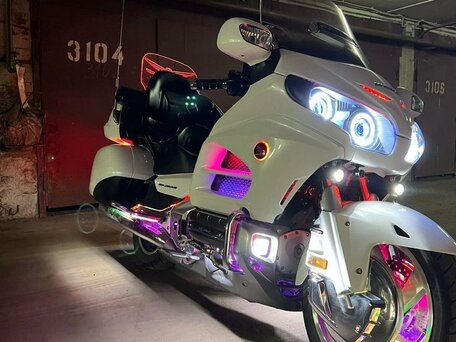 2017 Honda GL 1800 Gold Wing, белый, 2500000 рублей, вид 1