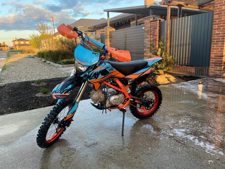 2023 Kayo Evolution K125EM, оранжевый, 80000 рублей, вид 1