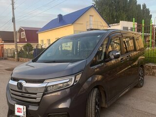 2019 Honda Stepwgn Spada V Рестайлинг, серый, 2500000 рублей, вид 1