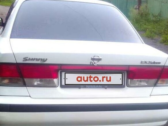 1998 Nissan Sunny B15, белый, 395000 рублей - вид 1