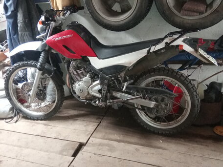 2007 Yamaha XT250 Serow, красный, 320000 рублей, вид 1