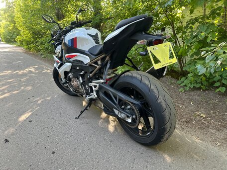 2023 BMW S 1000 R, белый, 1890000 рублей, вид 3