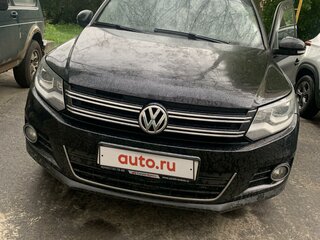 2012 Volkswagen Tiguan I Рестайлинг, чёрный, 1550000 рублей, вид 1
