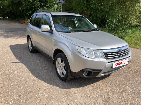 2010 Subaru Forester III Рестайлинг, серебристый, 1050000 рублей - вид 2