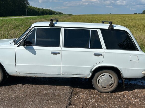 1977 Lada (ВАЗ) 2102, белый, 500000 рублей - вид 3