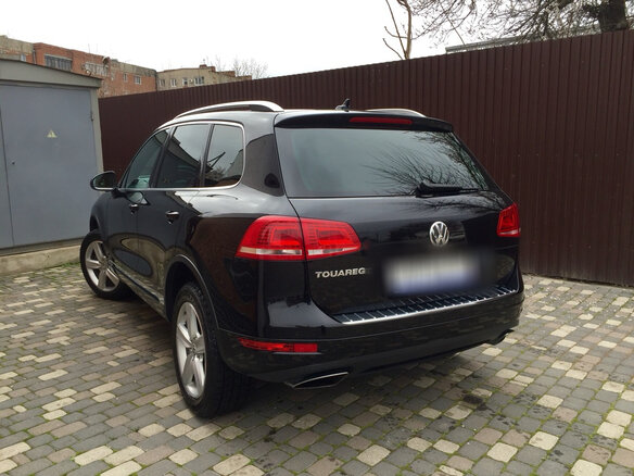 2013 Volkswagen Touareg II, чёрный - вид 6