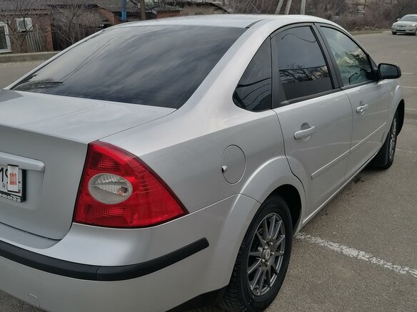 2006 Ford Focus II, серебристый - вид 1