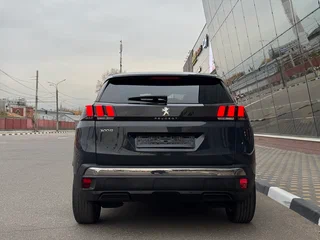 2020 Peugeot 3008 II, серый, 1849000 рублей, вид 4