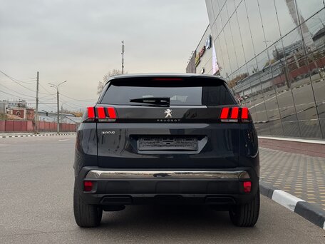 2020 Peugeot 3008 II, серый, 1849000 рублей, вид 4