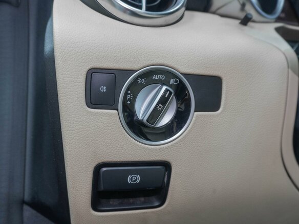 2012 Mercedes-Benz SLK-Класс 250 III (R172), красный - вид 26