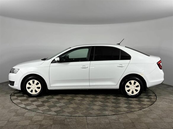 2018 Skoda Rapid I Рестайлинг, белый, 1055000 рублей - вид 7