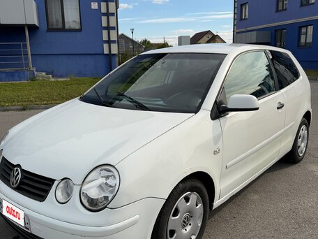 2002 Volkswagen Polo IV, белый, 185000 рублей, вид 2