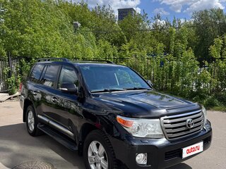 2014 Toyota Land Cruiser 200 Series Рестайлинг 1, чёрный, 3000000 рублей, вид 2