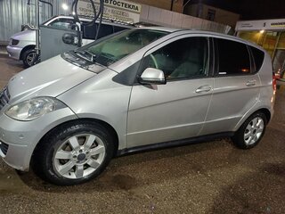 2008 Mercedes-Benz A-Класс 170 II (W169) Рестайлинг, серебристый, 750000 рублей, вид 4