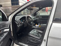 2017 Ford Explorer V Рестайлинг, белый, 2500000 рублей - вид 4