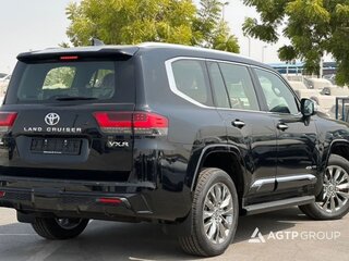 2026 Toyota Land Cruiser 300 Series, чёрный, 14300000 рублей, вид 4