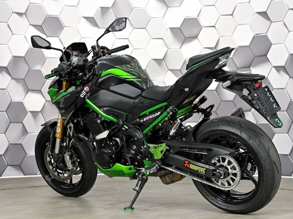 2022 Kawasaki Z 900, чёрный, 1177000 рублей - вид 7