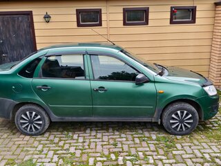 2017 Lada (ВАЗ) Granta I, зелёный, 300000 рублей, вид 3
