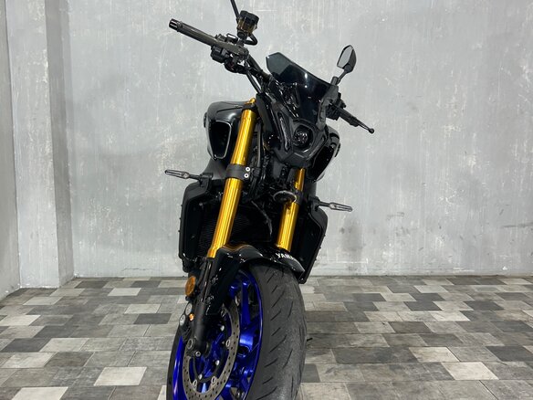 2021 Yamaha MT-09 (FZ-09), чёрный - вид 8