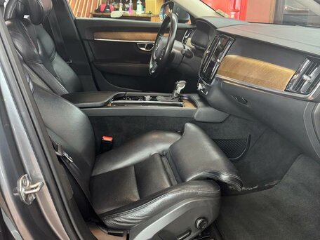 2019 Volvo S90 II, серебристый, 2850000 рублей, вид 4