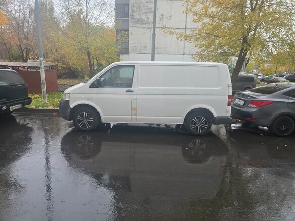 2008 Volkswagen Transporter T5, серый, 1000000 рублей - вид 6