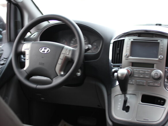 2009 Hyundai H-1 II, синий - вид 8