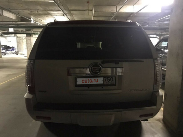 2011 Cadillac Escalade ESV III, бежевый - вид 4