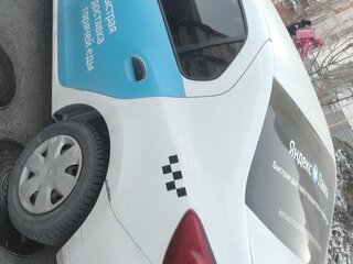 2015 Renault Logan II, белый, 449000 рублей, вид 4