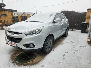 2014 Hyundai ix35 I Рестайлинг, серебристый, 1400000 рублей, вид 2