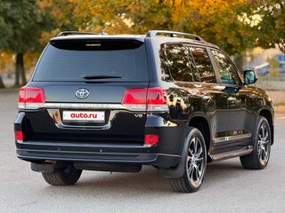 2020 Toyota Land Cruiser 200 Series Рестайлинг 2, чёрный, 8199000 рублей, вид 5