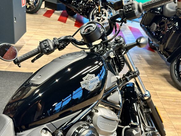 2023 Harley-Davidson Nightster, чёрный, 1800000 рублей - вид 4
